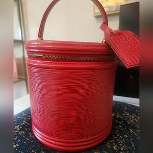 Louis Vuitton Epi Leather Bucket Bag/Vanity
